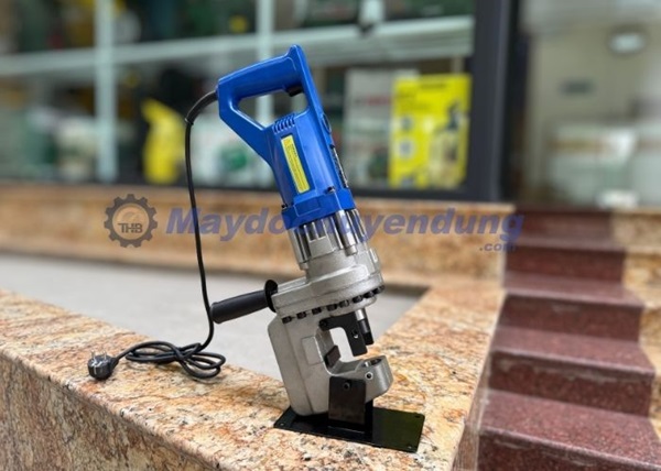 Máy đột lỗ thủy lực cầm tay chạy điện MHP-20
