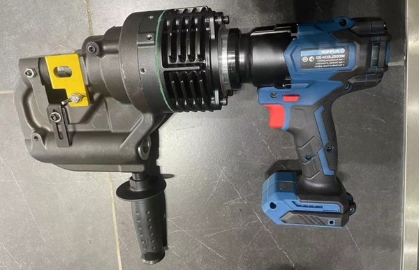 Máy đột thủy lực hãng Zupper
