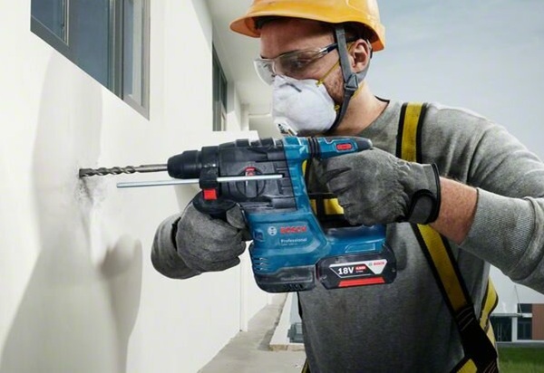 Máy khoan bê tông pin 18V khoan tốt, hiệu suất cao