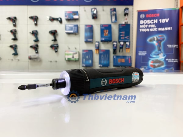 Máy bắn vít Bosch Go Gen 3 mang thiết kế nhỏ gọn, vòng đèn led chiếu sáng mạnh