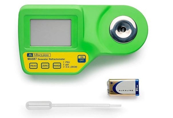 Máy đo độ mặn điện tử Milwaukee MA887