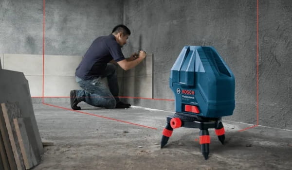 Cần đặt máy cân bằng Bosch GLL 3-15X ở những vị trí bằng phẳng 