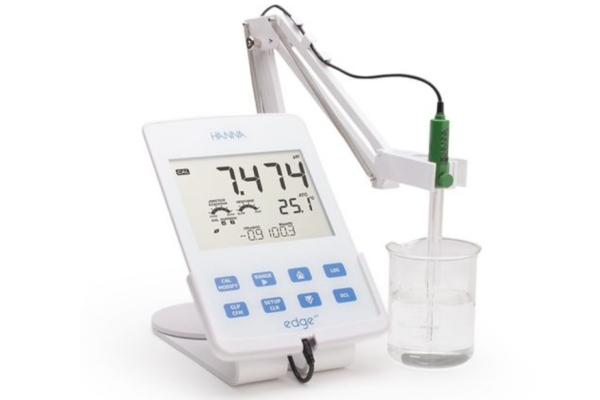 Máy đo pH/ORP EDGE® HI2002-02 của Hanna