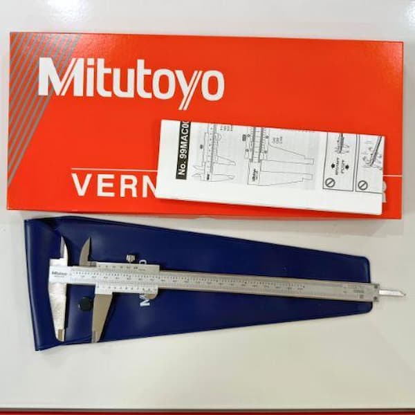 Thước cặp Mitutoyo 530-118 được chế tạo bằng thép không gỉ