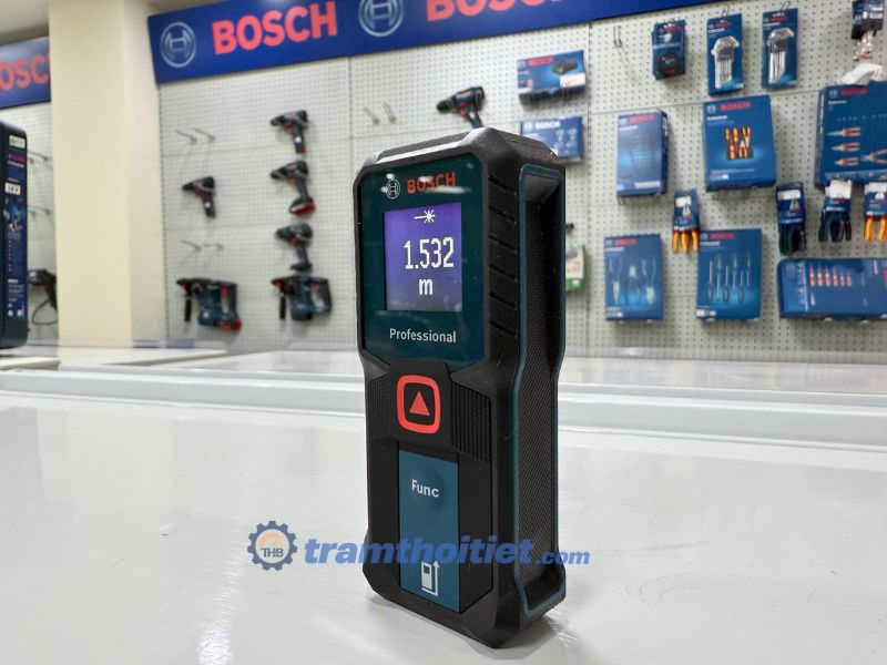 Bosch GLM 30-23 có phạm vi đo lên tới 30m