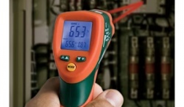 Cách sử dụng máy đo nhiệt độ hồng ngoại chính xác, dễ hiểu