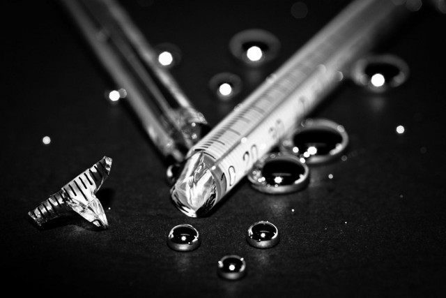 Mẹo hay khi  trót làm rơi thủy ngân trong cặp nhiệt độ